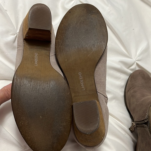 Lands End Suede Booties size 9B - Picture 5 of 6